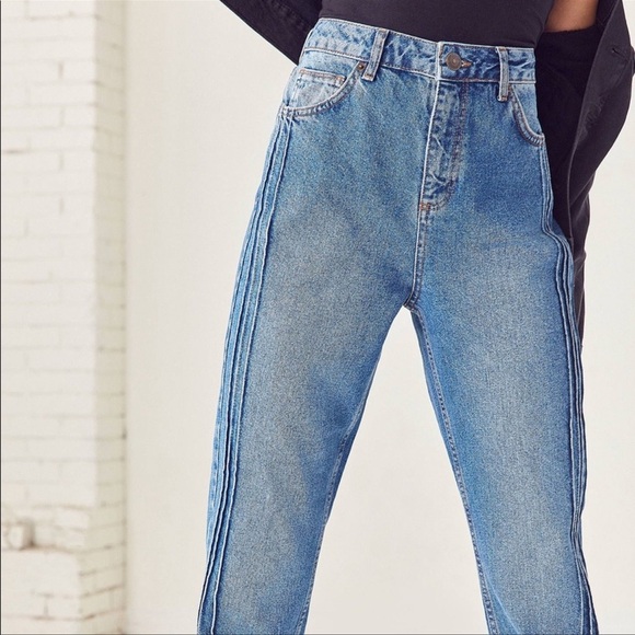 BDG Jeans - Picture 4 of 12